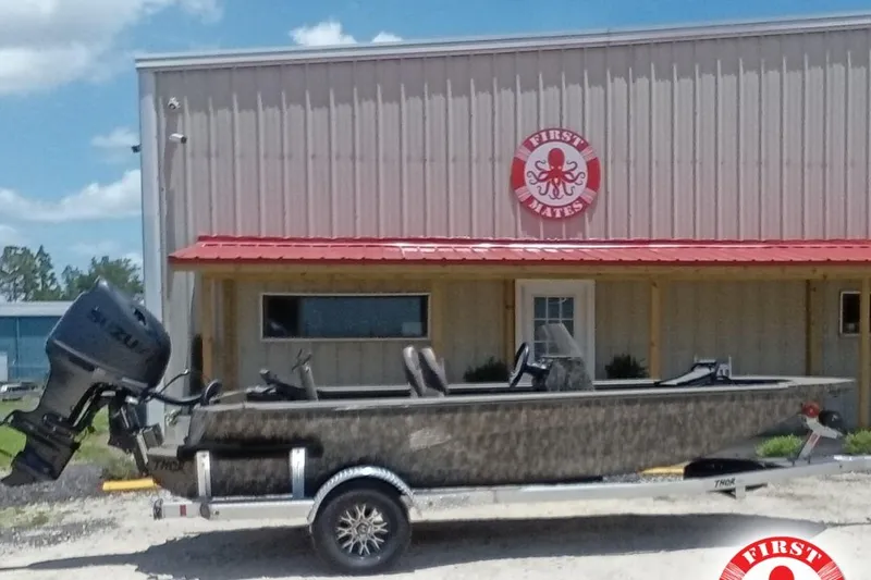 The Image of 2026 Thor 1900 Lake Hammer SC boat on trailer outside First Mates building. - 1