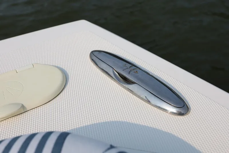 Slide: The Image of Flush Deck Cleat - 3