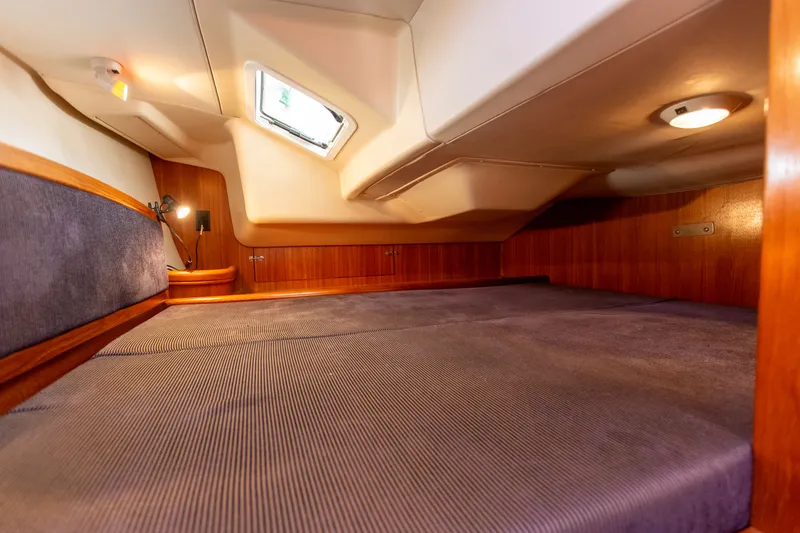 Slide: The Image of Hunter Hunter 36 2004 - 49