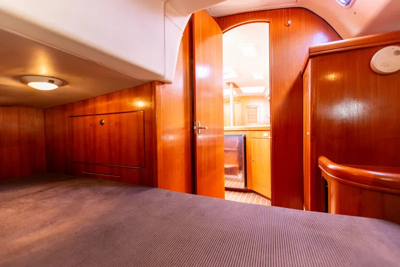 Slide: The Image of Hunter Hunter 36 2004 - 51