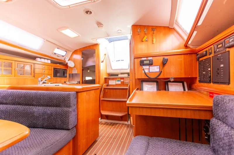 Slide: The Image of Hunter Hunter 36 2004 - 57