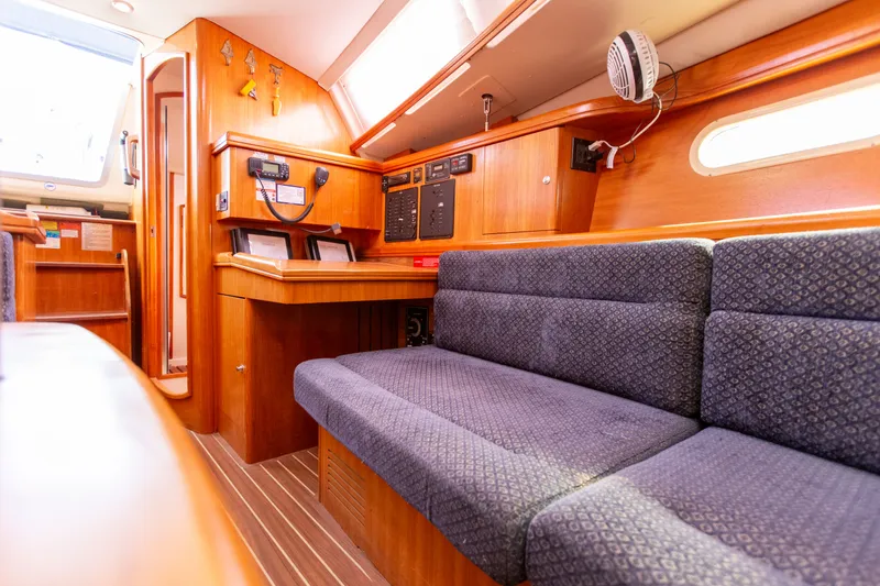 Slide: The Image of Hunter Hunter 36 2004 - 59