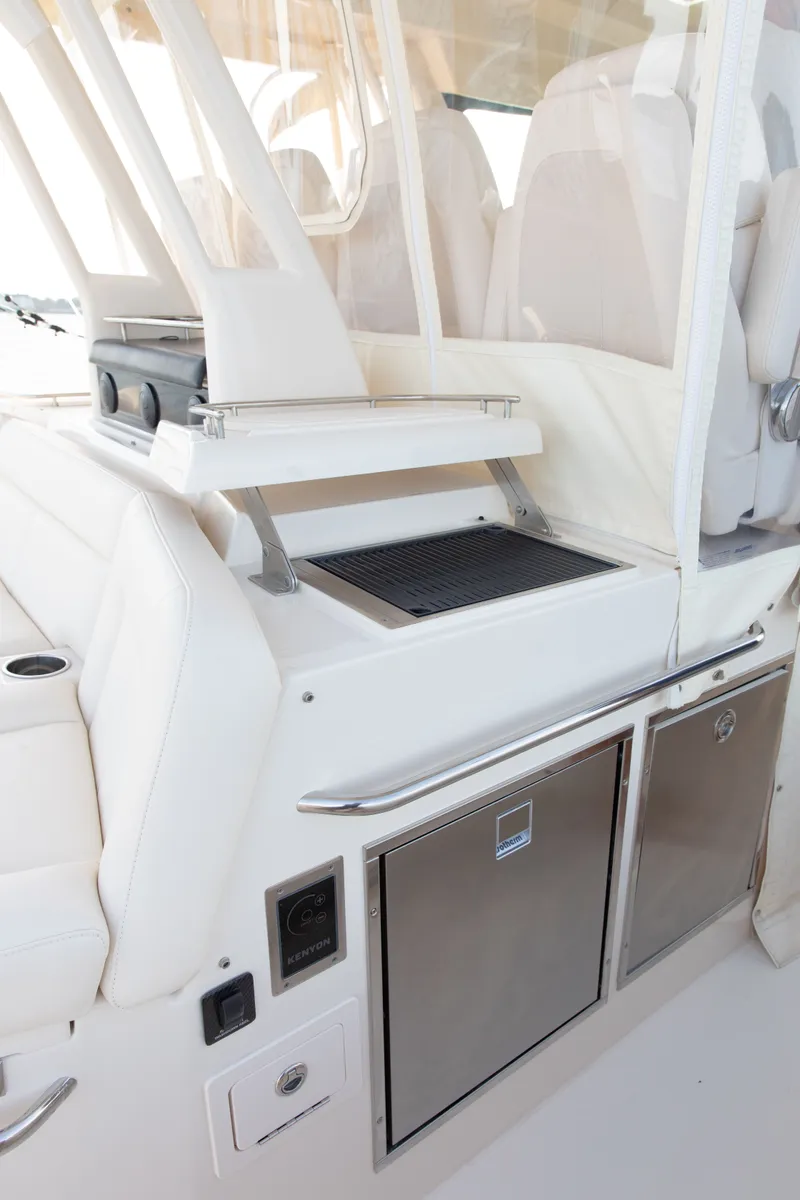 Slide: The Image of Grady-White Canyon 456 2024 - 19