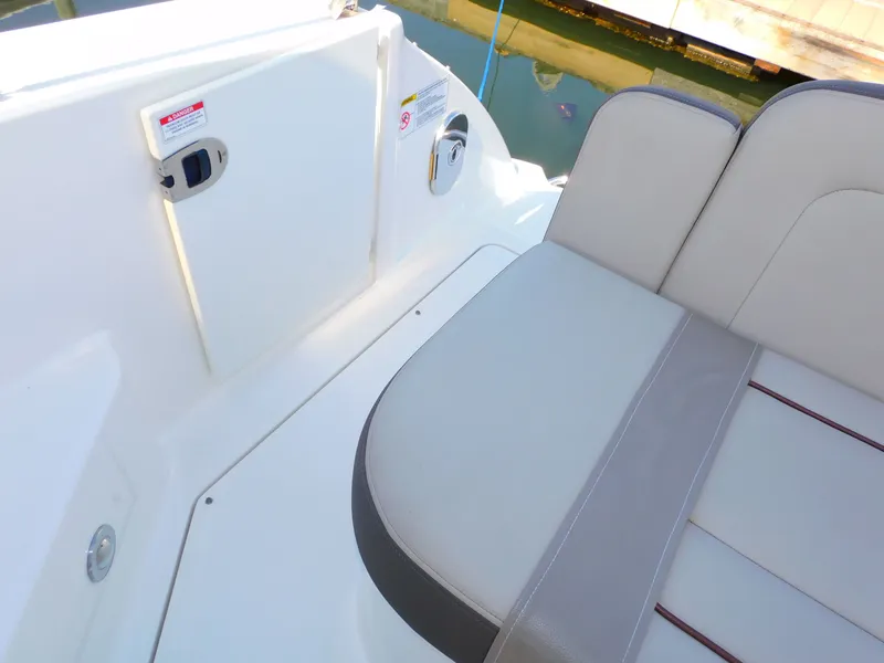 Slide: The Image of Sea Ray Sundancer 310 2015 - 14