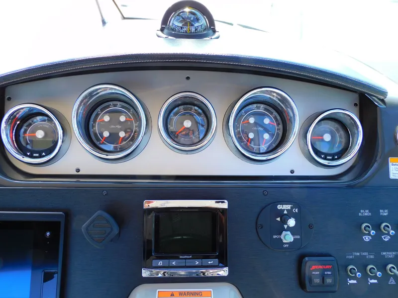 Slide: The Image of Sea Ray Sundancer 310 2015 - 20