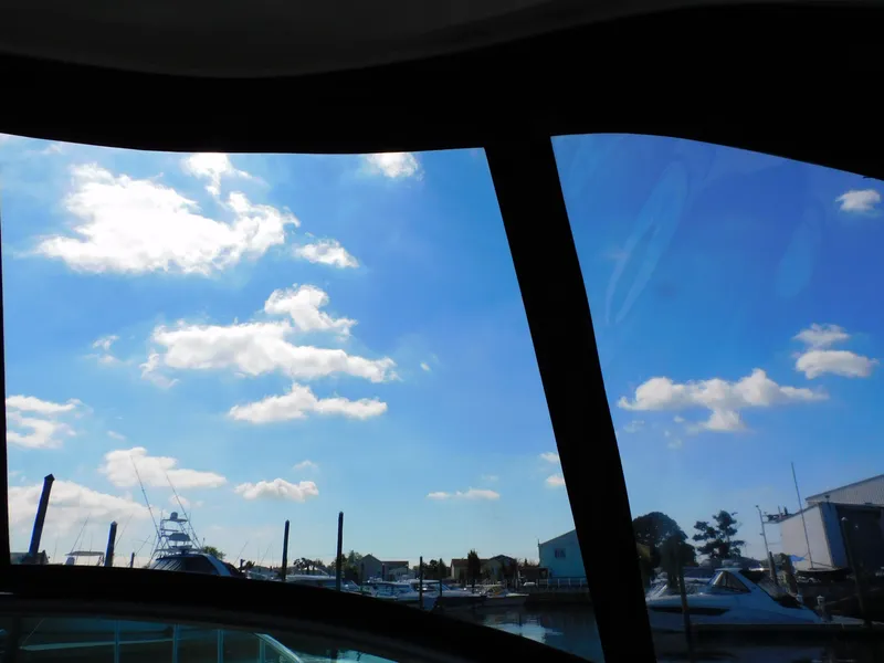 Slide: The Image of Sea Ray Sundancer 310 2015 - 26