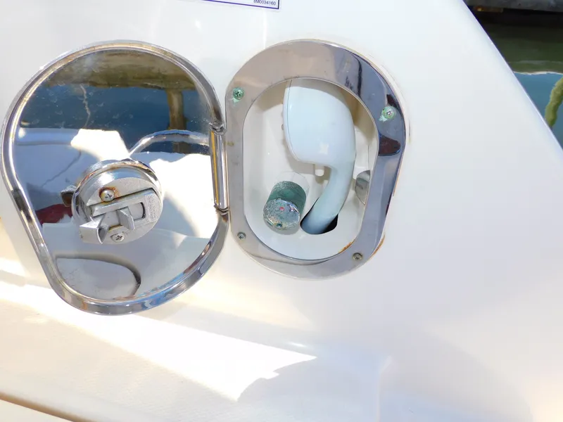 Slide: The Image of Sea Ray Sundancer 310 2015 - 56