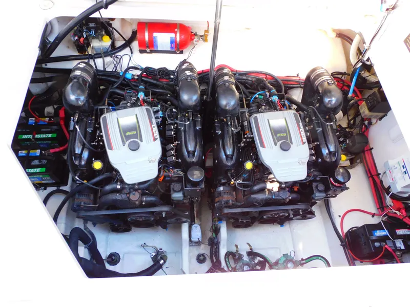 Slide: The Image of Sea Ray Sundancer 310 2015 - 58