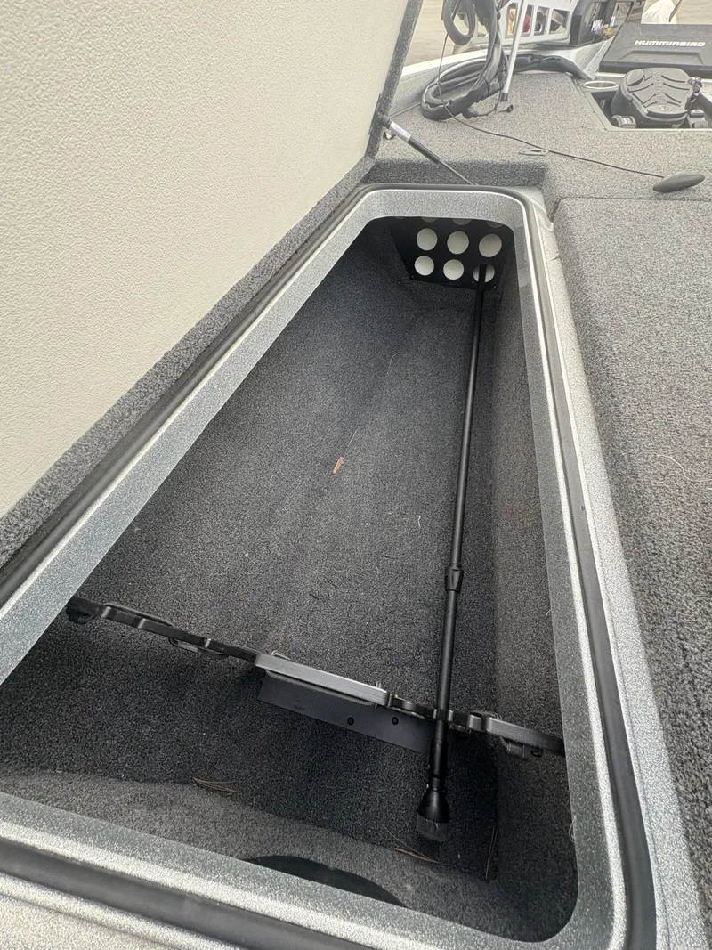 Slide: The Image of Ranger Z519 2020 - 17