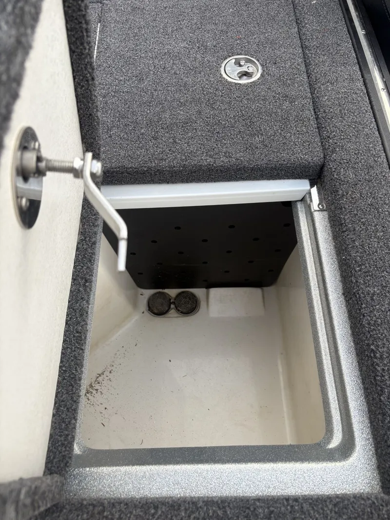 Slide: The Image of Ranger Z519 2020 - 24