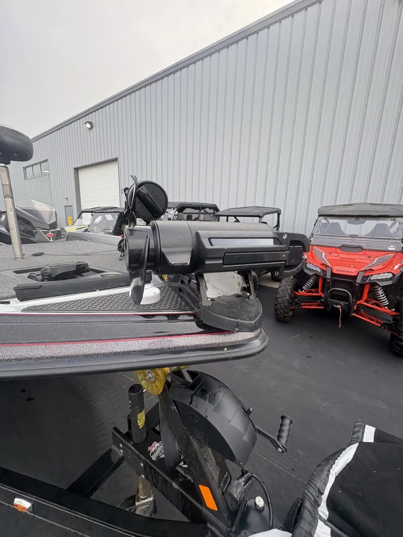 Slide: The Image of Ranger Z519 2020 - 30