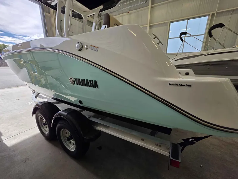 Slide: The Image of Yamaha 222 FSH Sport E 2026 - 3