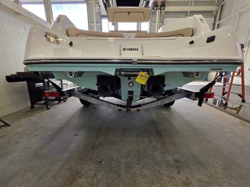 Slide: The Image of Yamaha 222 FSH Sport E 2026 - 5