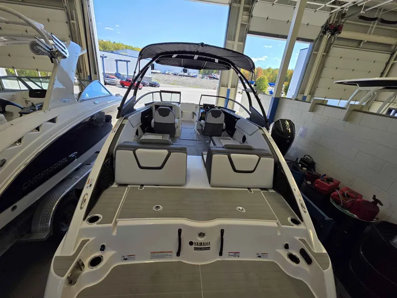 Slide: The Image of Yamaha AR250 2026 - 4