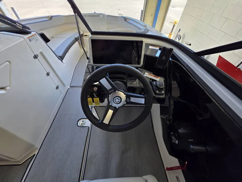 Slide: The Image of Yamaha AR250 2026 - 7