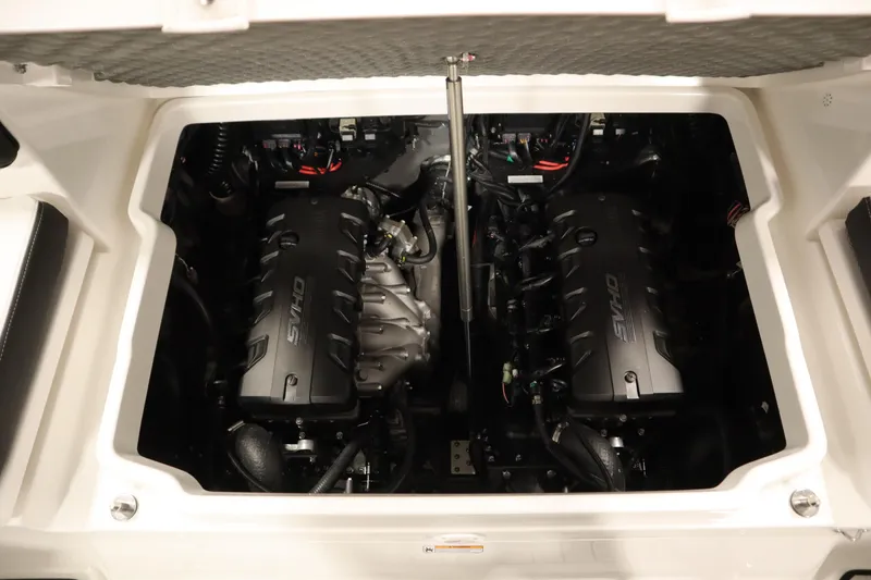 Slide: The Image of Engine compartment of 2026 Yamaha Boats 255 FSH Sport E, showcasing dual engines. - 41