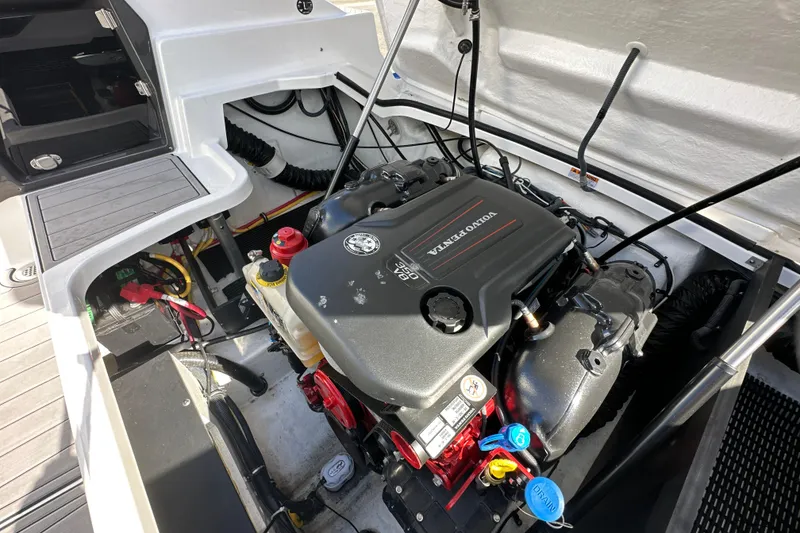 Slide: The Image of Engine compartment of a 2019 Monterey 278SS Super Sport boat with Volvo Penta engine. - 29