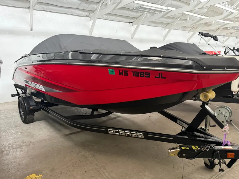 Slide: The Image of Scarab 215 HO Impulse 2016 - 13