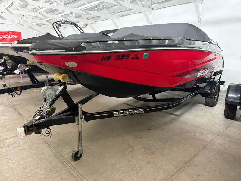 Slide: The Image of Scarab 215 HO Impulse 2016 - 14