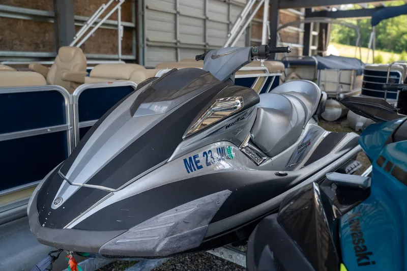 Slide: The Image of Yamaha FX CRUISER 2011 - 2