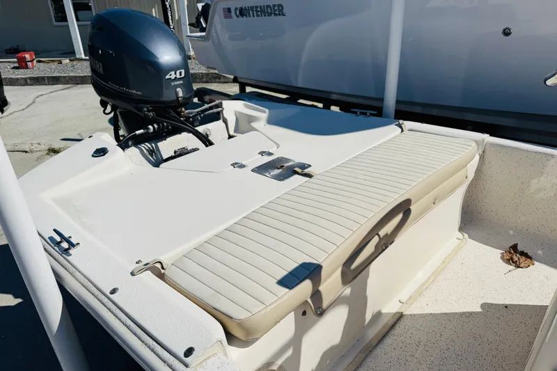 Slide: The Image of 2019 Carolina Skiff JV17CC boat with Yamaha 40 outboard motor, rear seating view. - 5