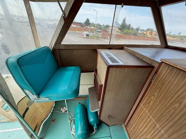 Slide: The Image of Tollycraft 30 1972 - 16