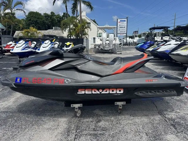 Slide: The Image of Sea-Doo GTI 2013 - 5