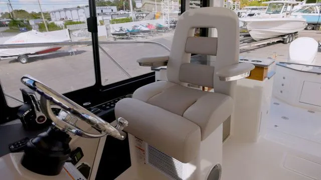 Slide: The Image of Boston Whaler 365 Conquest 2026 - 22