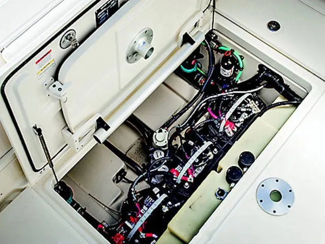 Slide: The Image of Boston Whaler 285 Conquest 2026 - 6