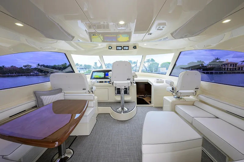 Slide: The Image of Viking 54 TROUBLE FREE - Flybridge Helm & Seating - 15