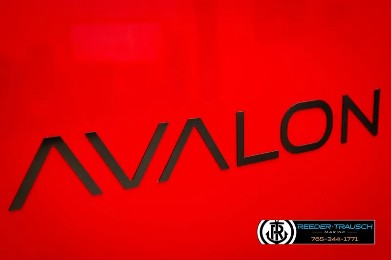 Slide: The Image of Red Avalon LSZ QLS 2026 logo with Reeder-Trausch Marine branding. - 52