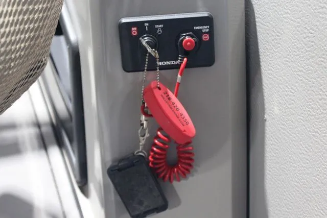 Slide: The Image of Premier 240 Alante RF 2021 - 27