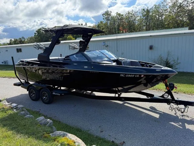 Slide: The Image of Malibu Wakesetter 23 LSV 2020 - 10