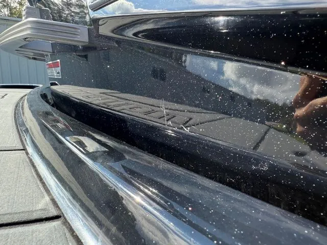 Slide: The Image of Malibu Wakesetter 23 LSV 2020 - 32