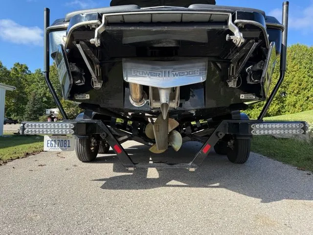 Slide: The Image of Malibu Wakesetter 23 LSV 2020 - 6