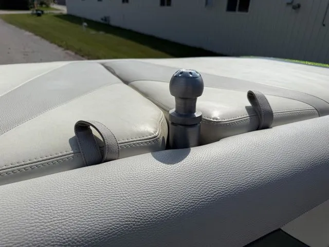 Slide: The Image of Malibu Wakesetter 23 LSV 2015 - 23