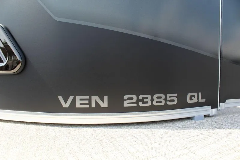 Slide: The Image of Close-up of Avalon Venture 85 Quad Lounger 2026 model, featuring "VEN 2385 QL" text. - 19