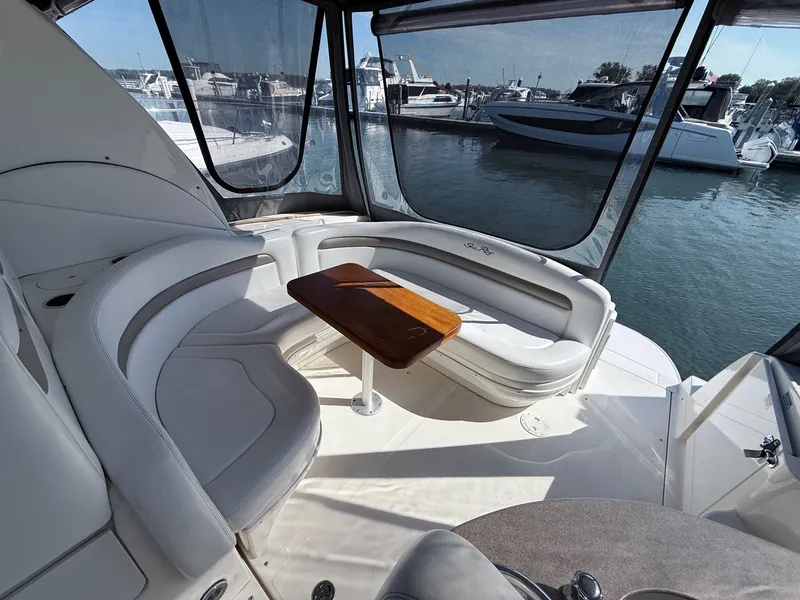 Slide: The Image of Sea Ray Sundancer 320 2007 - 7