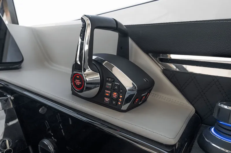 Slide: The Image of Cruisers 50 GLS 2026 - 101