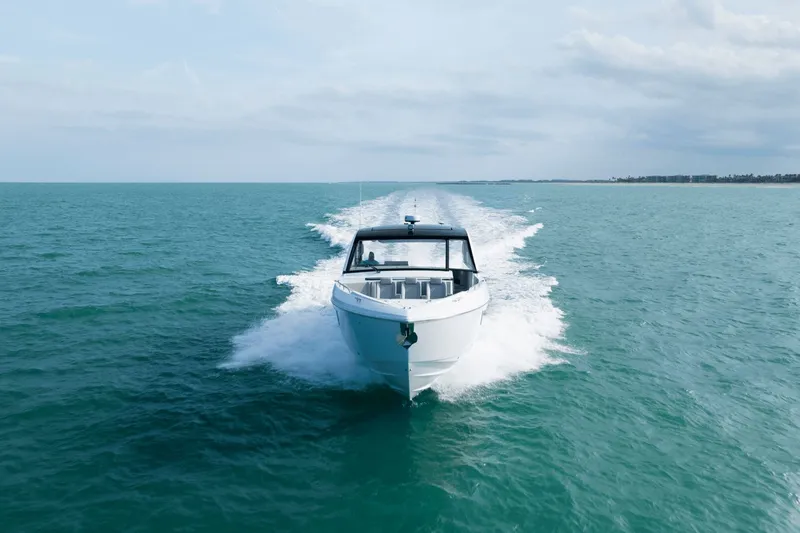 Slide: The Image of Cruisers 50 GLS 2026 - 2