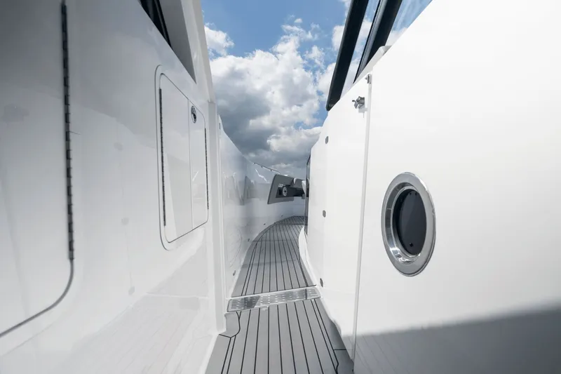 Slide: The Image of Cruisers 50 GLS 2026 - 65