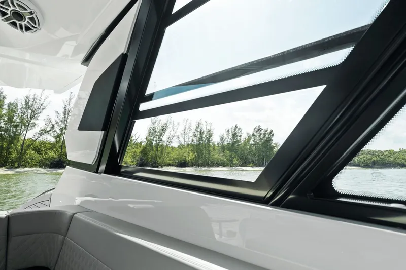 Slide: The Image of Cruisers 50 GLS 2026 - 91