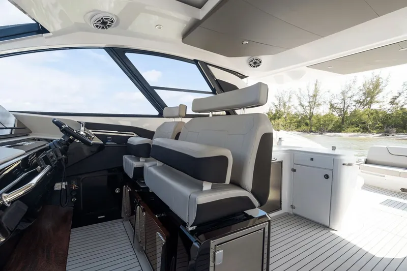 Slide: The Image of Cruisers 50 GLS 2026 - 96