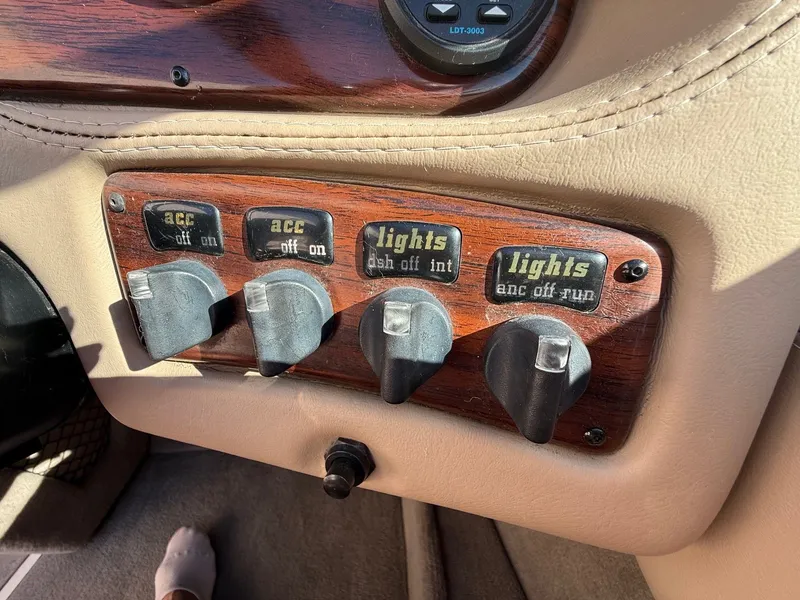 Slide: The Image of Malibu Escape Lsv 2000 - 14