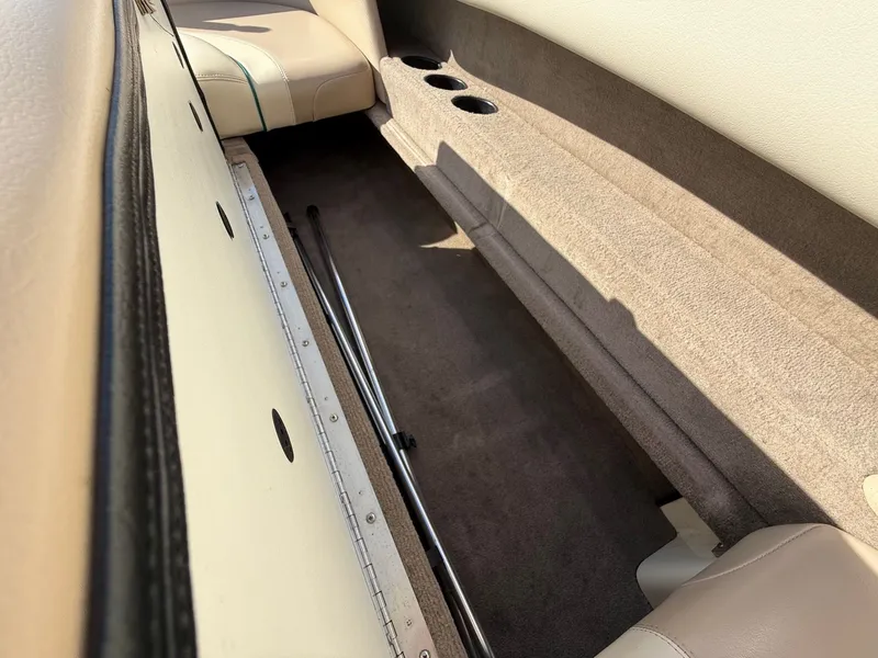 Slide: The Image of Malibu Escape Lsv 2000 - 23