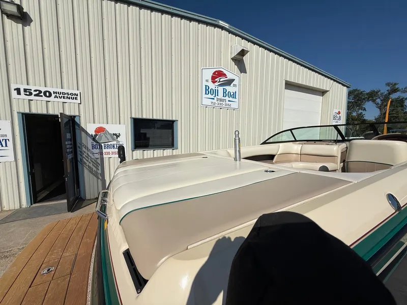 Slide: The Image of Malibu Escape Lsv 2000 - 29