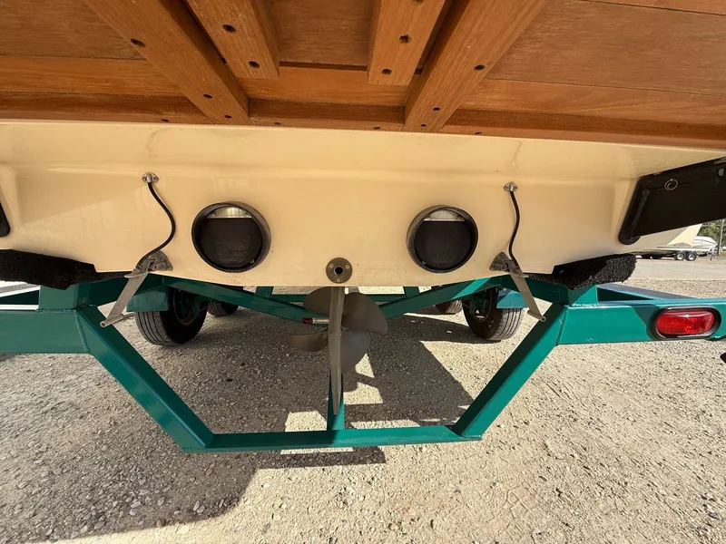 Slide: The Image of Malibu Escape Lsv 2000 - 6