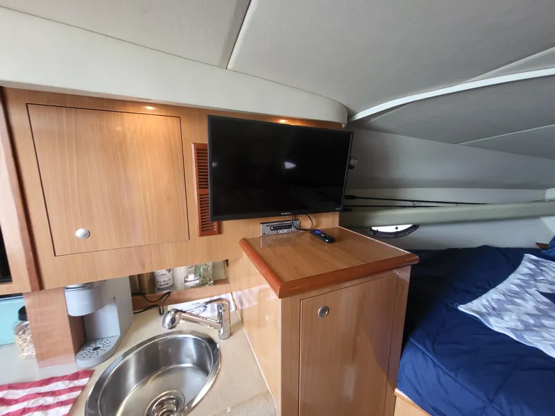 Slide: The Image of Cruisers 310 EXPRESS 2007 - 15
