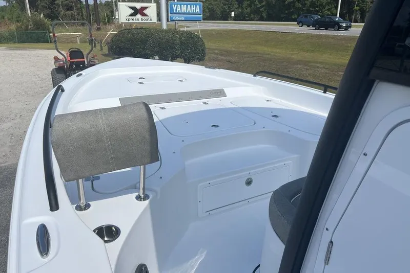 Slide: The Image of 2026 Sea Hunt BX 25 FS boat interior with seating and storage compartments. - 8