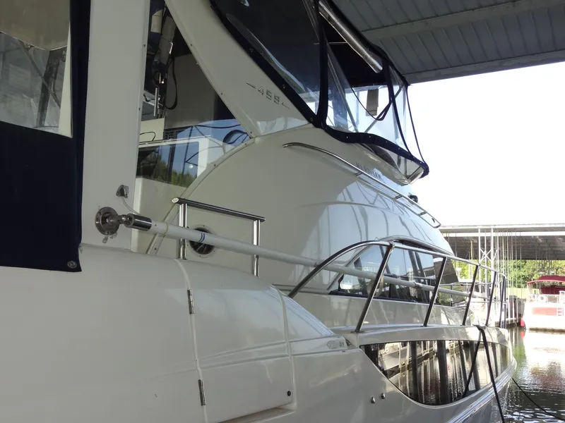 Slide: The Image of Meridian 459 Motoryacht 2005 - 10